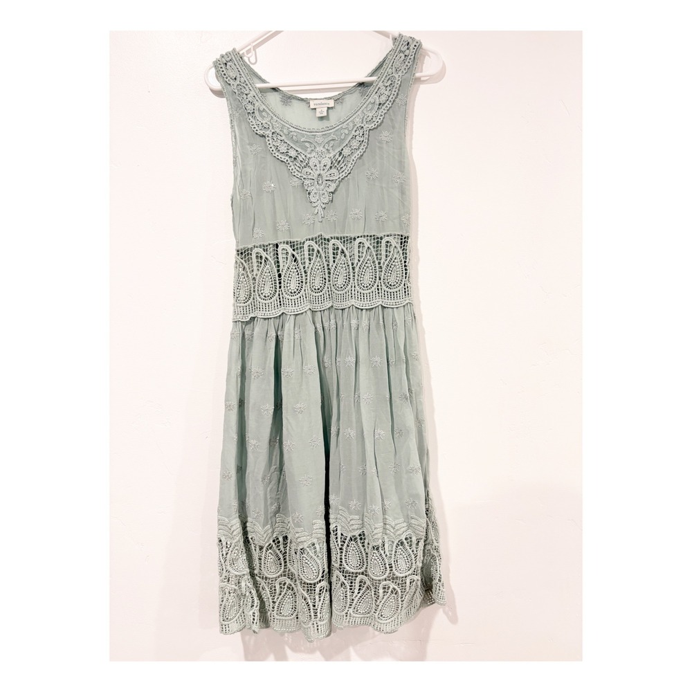 Sundance Sage Green Crochet Lace Embroidered Boho Sleeveless Midi Dress Size 6